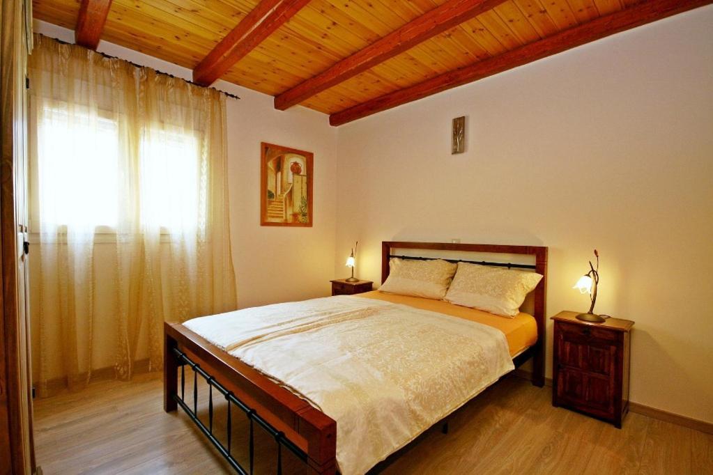 Villa Spiti Ute Makrades Luaran gambar