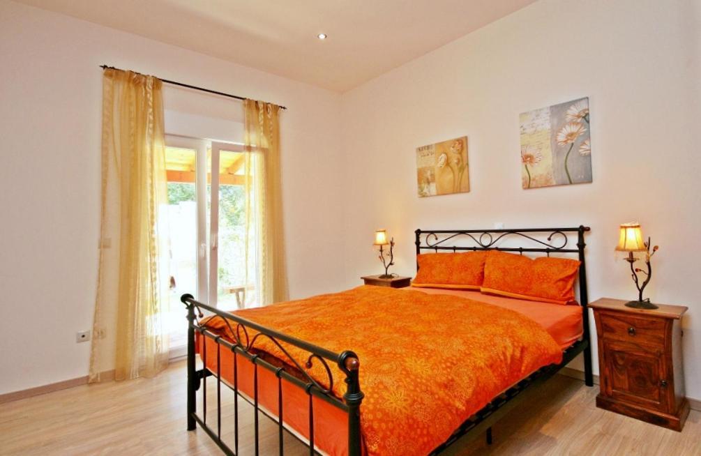 Villa Spiti Ute Makrades Luaran gambar